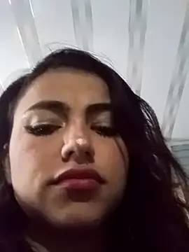 Naomy veracruz  online show from 6, 4, 2026