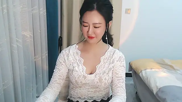 zoe-keke online show from 24, 12, 2024