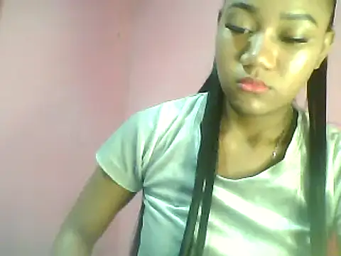 Snapshot of Fariana01 chatting on 30, 12, 2024 Fariana01 online show from 30, 12, 2024