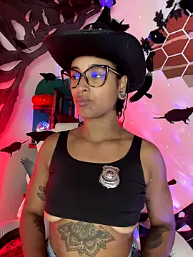 LollaByer online show from 15, 10, 2025