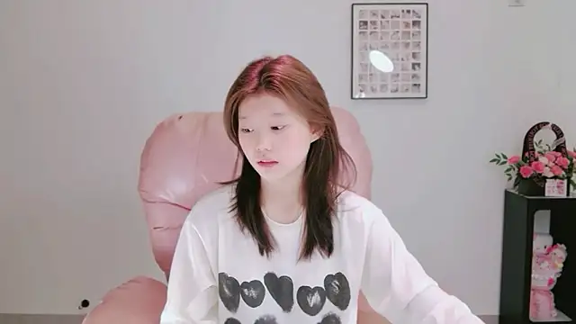 Snapshot of yangyang-1115 chatting on 11, 5, 2026 yangyang-1115 online show from 11, 5, 2026