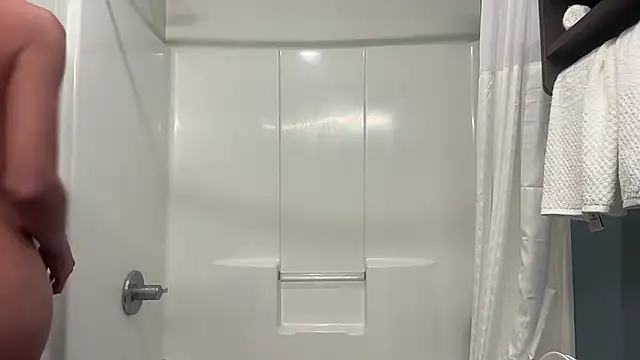 emilyrod01 online show from 3, 12, 2024