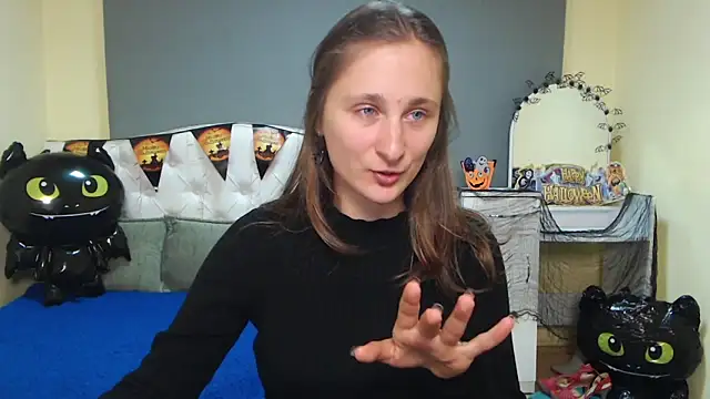 MichelLeee online show from 30, 10, 2025