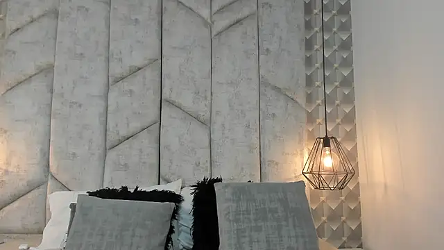 AshleyHill2 online show from 11, 1, 2026