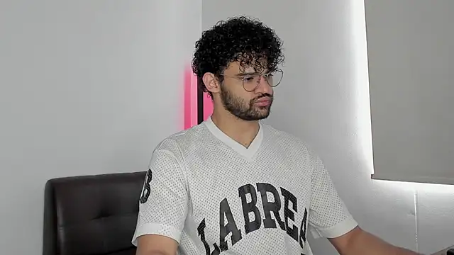 andrewChris  online show from 12, 9, 2025