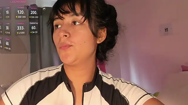 Lady Rey online show from 4, 2, 2025