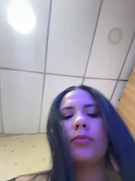 Leyna Kenet online show from 13, 7, 2026