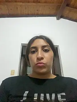 Snapshot of bigasssweet_2 chatting on 2, 3, 2025 bigasssweet 2 online show from 2, 3, 2025