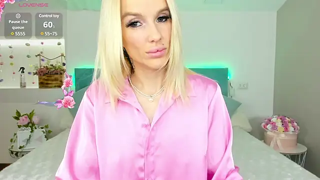 Lana kitty   online show from 4, 3, 2025