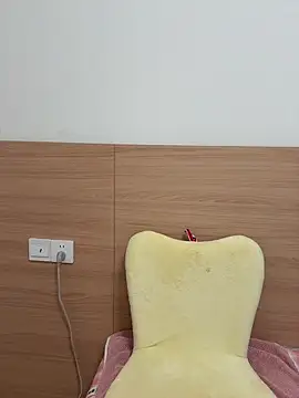 Selenaaaaa- online show from 15, 3, 2025