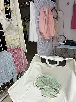 Selenaaaaa- online show from 25, 3, 2026