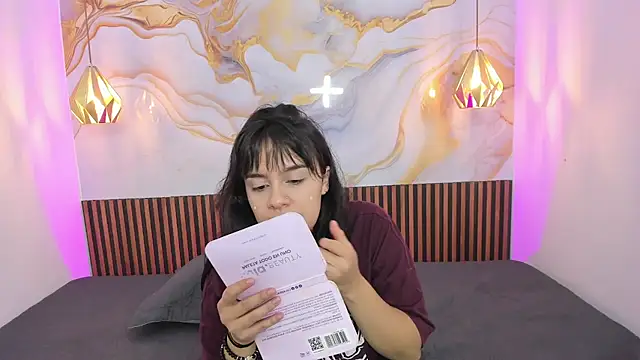 MelissaGilll online show from 15, 10, 2025