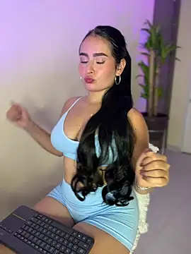 Snapshot of Aria_uwu chatting on 14, 6, 2026 Aria uwu online show from 14, 6, 2026
