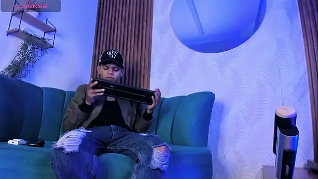 Snapshot of Jeffry_wolvess chatting on 12, 2, 2026 Jeffry wolvess online show from 12, 2, 2026