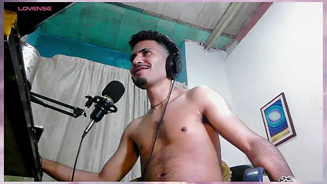 Snapshot of coleman160 chatting on 19, 12, 2024 coleman160 online show from 19, 12, 2024