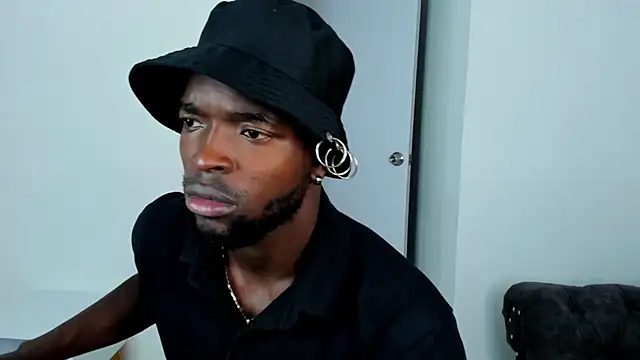 Dylan Taylor online show from 5, 10, 2025