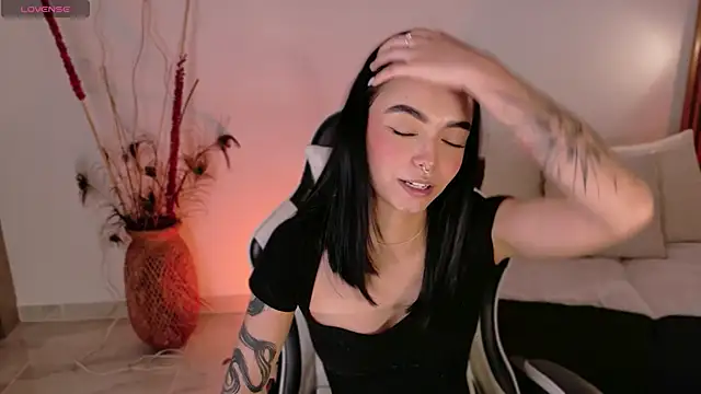 AnabelWolf online show from 23, 3, 2026