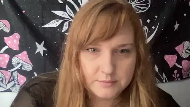 thickgingergoddess online show from 22, 2, 2025