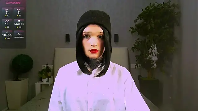 Simona Rain online show from 2, 2, 2025