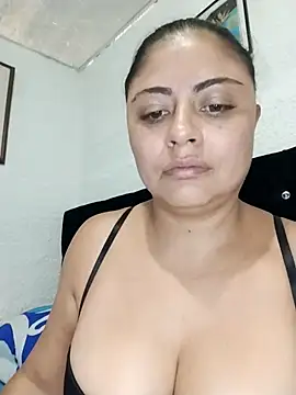 ElizabethWeil online show from 26, 11, 2025