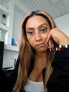 salome drasin online show from 6, 1, 2026