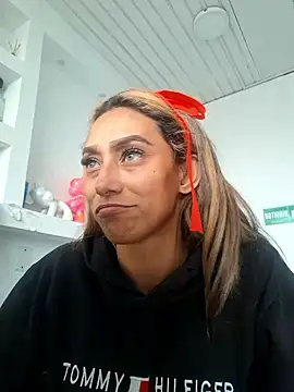 salome drasin online show from 8, 1, 2026