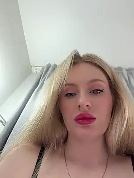 Snapshot of CaseyCumFace chatting on 14, 6, 2026 CaseyCumFace online show from 14, 6, 2026