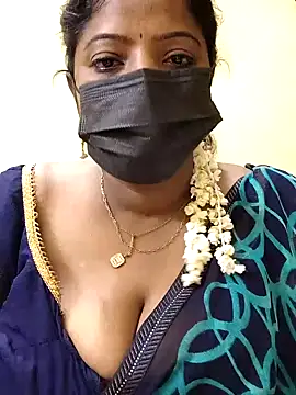 Snapshot of sheela28 chatting on 8, 12, 2024 sheela28 online show from 8, 12, 2024