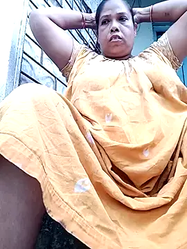 Hotty-rumi online show from 16, 9, 2025