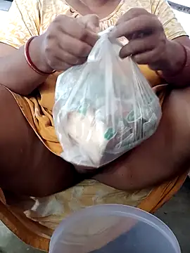 Hotty-rumi online show from 5, 11, 2025