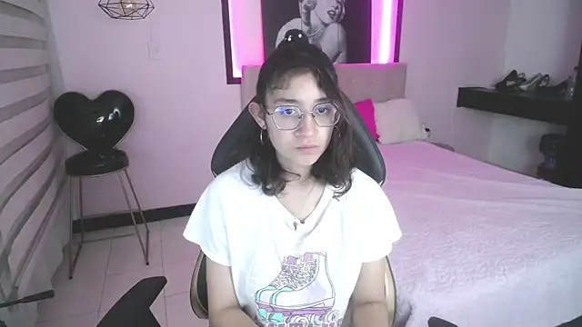 Lili Gomez  online show from 31, 12, 2024