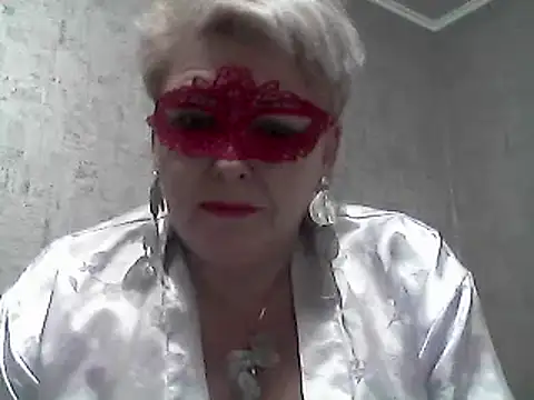 Lisa Suzie online show from 19, 12, 2024