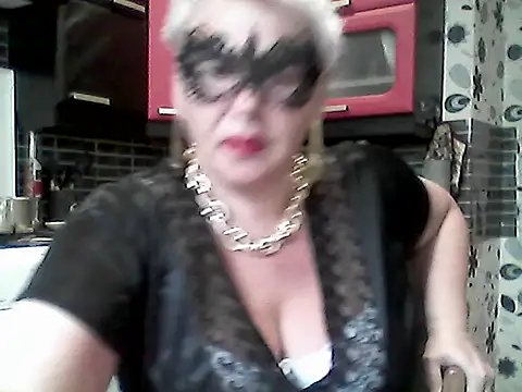 Lisa Suzie online show from 29, 5, 2026