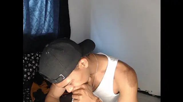 Snapshot of maximo_vega_newv chatting on 15, 12, 2024 maximo vega newv online show from 15, 12, 2024