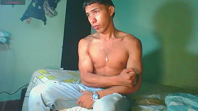 Snapshot of maximo_vega_newv chatting on 22, 2, 2025 maximo vega newv online show from 22, 2, 2025