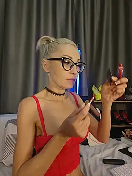 Snapshot of Milforja chatting on 21, 5, 2026 Milforja online show from 21, 5, 2026