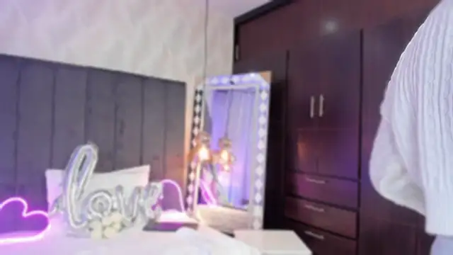 SHARONN     online show from 11, 2, 2025