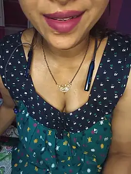 Sexy Mona Bhabhi online show from 21, 5, 2026