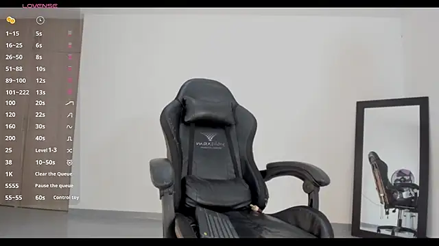 aggy castel online show from 12, 12, 2024