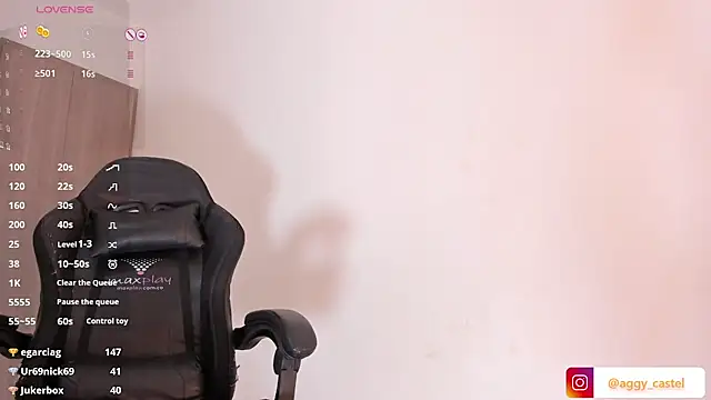 aggy castel online show from 22, 12, 2024