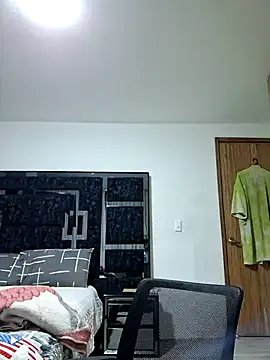 Nene1325 online show from 25, 1, 2025