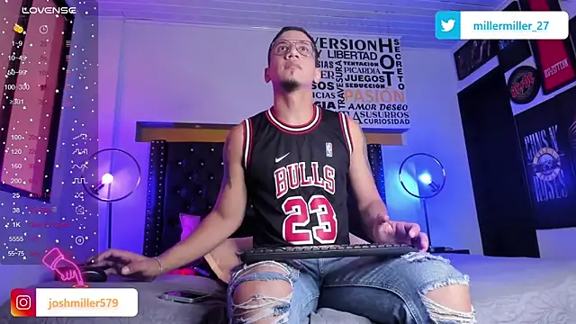 Snapshot of JoshMillerr_ chatting on 4, 2, 2025 JoshMillerr online show from 4, 2, 2025
