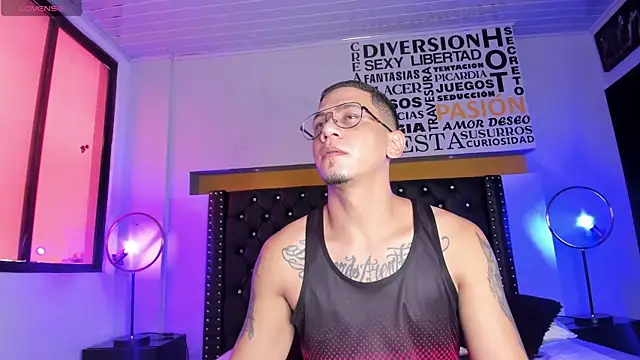 Snapshot of JoshMillerr_ chatting on 12, 3, 2025 JoshMillerr online show from 12, 3, 2025