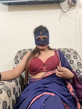 Snapshot of HoneyBearCpl chatting on 22, 3, 2025 HoneyBearCpl online show from 22, 3, 2025