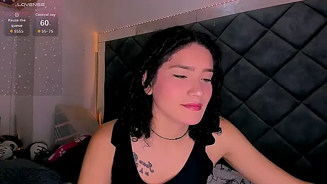 Nellyhills online show from 22, 10, 2025