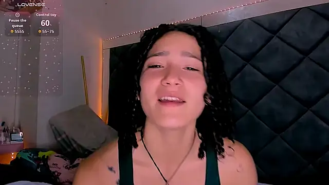 Nellyhills online show from 2, 11, 2025