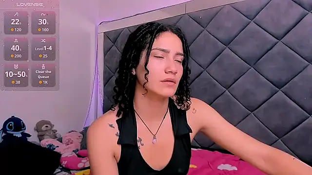 Nellyhills online show from 14, 11, 2025