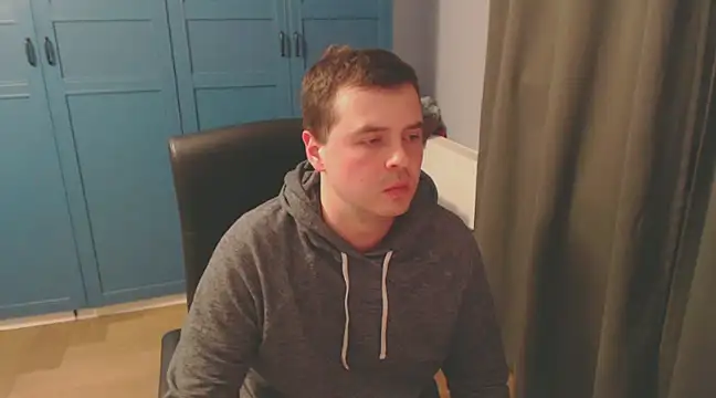 Snapshot of CuteMan33 chatting on 9, 12, 2024 CuteMan33 online show from 9, 12, 2024