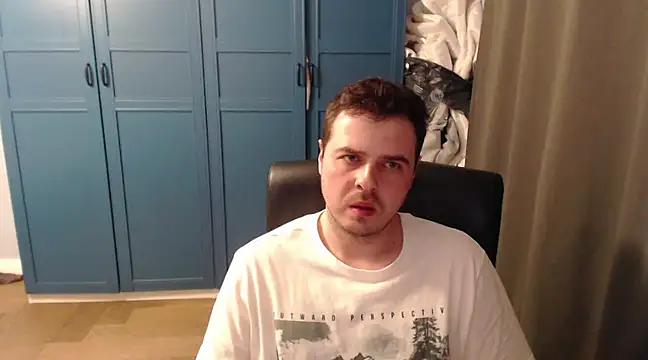 Snapshot of CuteMan33 chatting on 18, 3, 2025 CuteMan33 online show from 18, 3, 2025