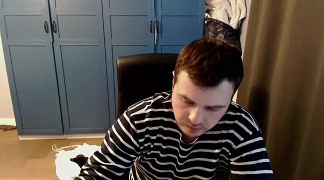 Snapshot of CuteMan33 chatting on 19, 3, 2025 CuteMan33 online show from 19, 3, 2025